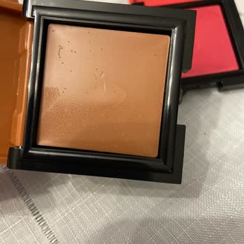 Pastel Kozmetik Pastel Krem Allıklar Bozuk