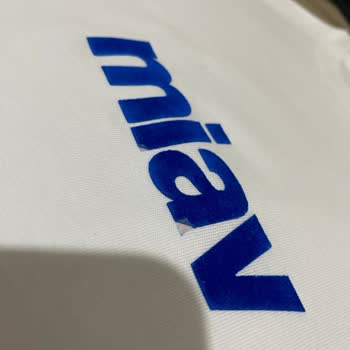 Mavi Miav Baskılı Tişörtümün Baskısının Soyulması