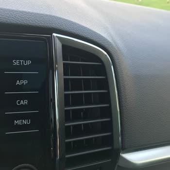 Skoda Havalandırma Kanalı Elcik Dökülmesi