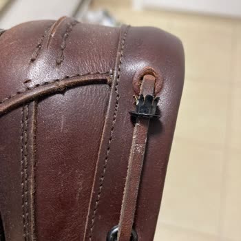 Dexter Ayakkabı İpleri Çıkmış Yatak Mal