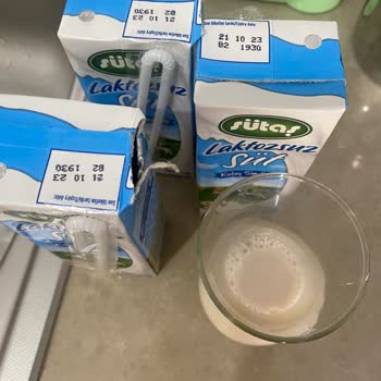 Sütaş Laktozsuz Süt Farklı Renk Ve Kötü Koku