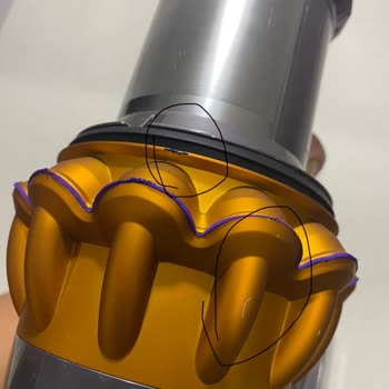 Dyson V15 Süpürge Ve Dyson Duyarsızlığı Servisin Hatası