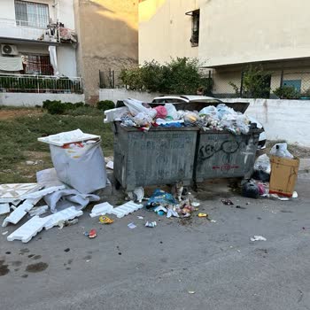 Karabağlar Belediyesi Sarıyer Mah. Çöp Kavgaları