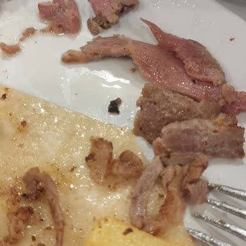 Köfteci Yusuf Pişmemiş Çiğ Döner