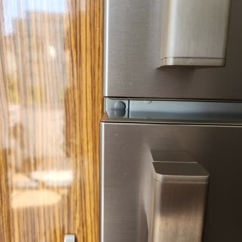 Arçelik Buzdolabı Kapısı Yamuk