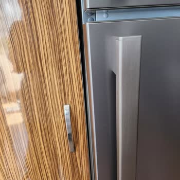 Arçelik Buzdolabı Kapısı Yamuk