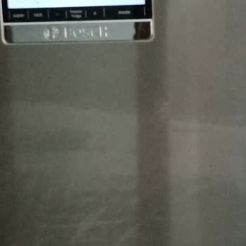 Bosch Marka Buzdolabı Paslanma Ve Boya Atması