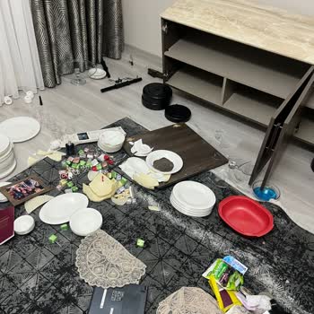 Doğtaş Mobilya Konsol Ayakları Kırıldı