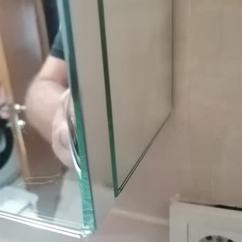 İsvea Aynalı Dolap Sorunu