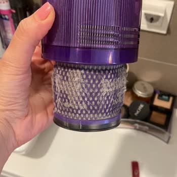 Dyson V15 Süpürge Filtresinde Küf Kokusu