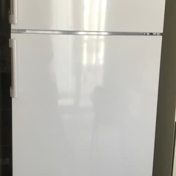 Altus Buzdolabı Buzlanıp Sebzeleri Kısa Sürede Bozuyor