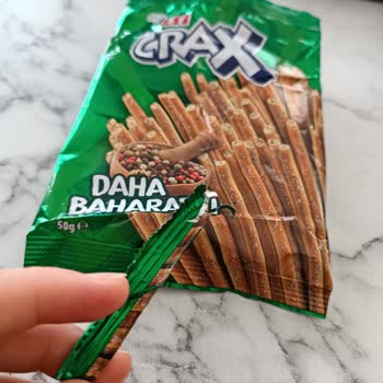 Eti Crax Çubuk Kraker Paketinden Ambalaj Parçası Çıktı