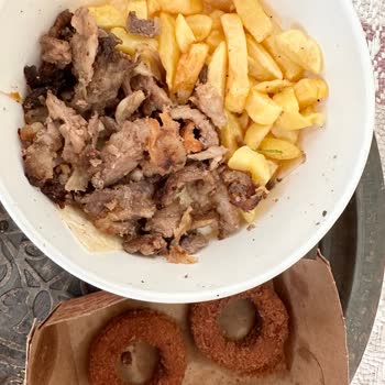 Köfteci Yusuf Döneri Ve Soğan Halkasının Kalitesizliği