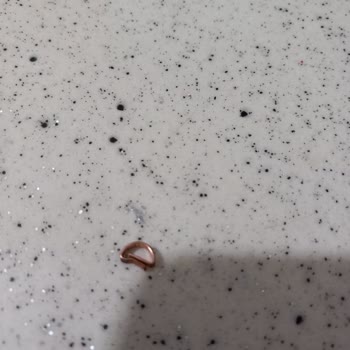 7K Fıstıkçıoğlu Baklavaları Baklavadan Metal Parçası Çıktı