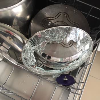 Korkmaz Perla Tencere Kapağı Bulaşık Makinesinde Patladı