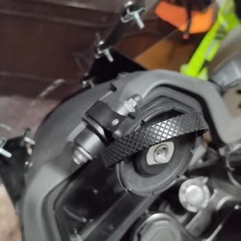 Nukrotech Motosiklet Aksesuarları MRT Titreşim Modüllü Telefon Tutucu Ürünü Sıkıntılı