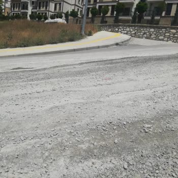 Erva Beton İnşaat Firmasının Yola Ve Araçlarımıza Verdiği Zarar