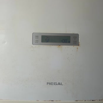 Regal Buzdolabı Kapağı Paslandı