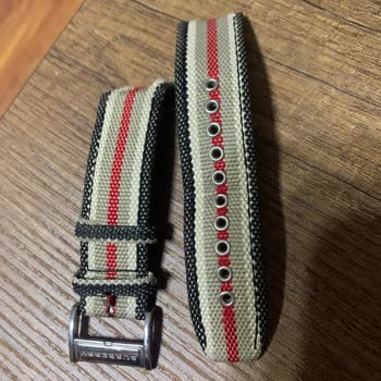 Burberry Saat Orijinal Kordon Bulamamak.