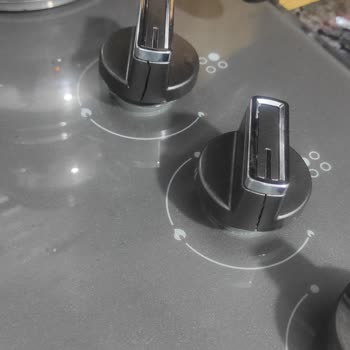 Arçelik Cam Ocağın Düğmelerinin Çatlaması