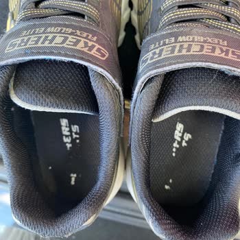 Skechers Ayakkabı 3 Günde Boyası Çıktı Üretim Hatası Değildir Dendi
