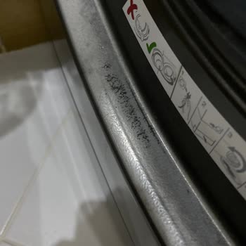 Arçelik Marka Makinemin Lastik Kararması Garanti Kapsamında Değilmiş