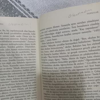 Cevahir AVM D&R Da 2. El Kitap Satılması. ( Turkuaz Kitap Mağaza)