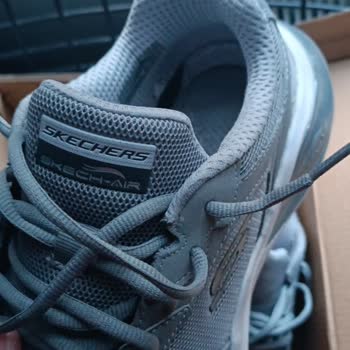 Skechers İlk Ve Son.