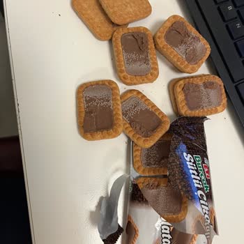 Eti Gıda Bucak Çikolatalı Bozuk