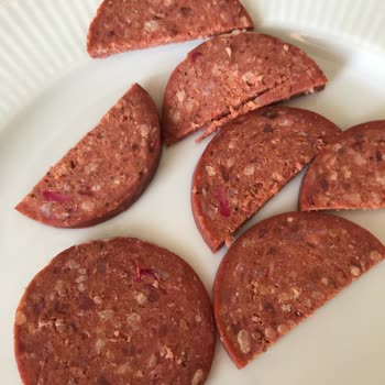 Danet Sucuk İçinden Yabancı Madde Çıktı