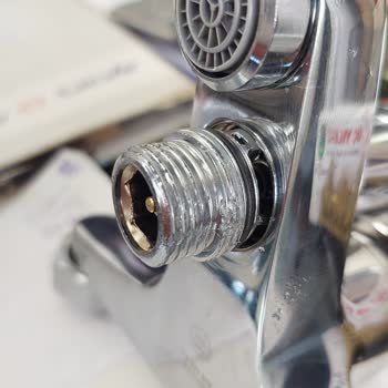 Ar Musluk Ayıplı Banyo Bataryası