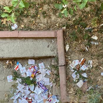 BİM Temizlik Ve Çöp