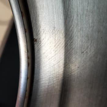 BİM Berlin Düdüklü Tencerede Paslanma Oldu!