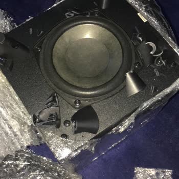 Sürat Kargo'nun Gönderdiğim Kargoyu Kırdı