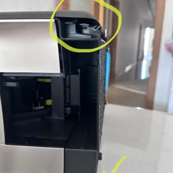 Media Markt Sattığın Ürünün Arkasında Dur