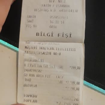 Skechers'ın 1 Ayda Parçalanan Ayakkabıya Kullanıcı Hatası Demesi