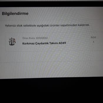 Gratis İnternet Mağazası Müşteriyi Aldatıyor