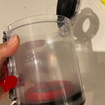 Dyson V12 Absolute Hazne Buğulanması