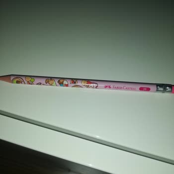 Faber Castel Kalitesiz Kalem