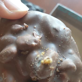 Kahve Dünyası Kurtlu Çikolata Bir Kutu