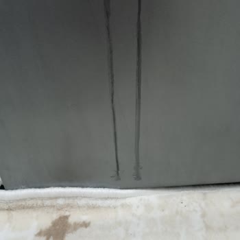 Altus Fırın Boya Akıyor