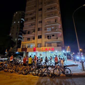 İnan Dondurma (Adana) Dondurma Yerken Kovulduk