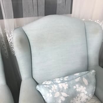 Gala Mobilya Koltuk Takımım Kendi Kendine Sarardı Ve Karardı