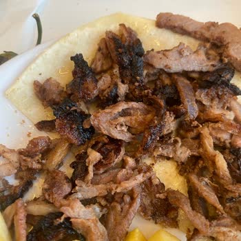 Köfteci Yusuf Döner Porsiyonu Tamamen Yanmış
