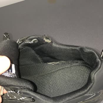 Skechers Yeğenime Ayakkabı Aldım 1 Ayda Yırtıldı
