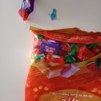 Ülker Almış Olduğumuz Ürünün İçerisinden Yabancı Madde Çıktı