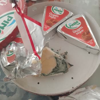 Pınar Et ve Süt Krem Peynir Bozuk Ürün