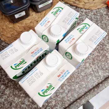 Şok Market'ten Bozuk Pınar Süt Almışım