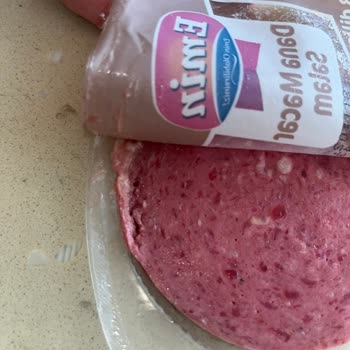 BİM'de Satılan Bozulmuş Emin Marka Dana Macar Salam