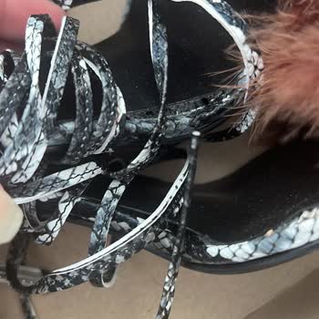 Trendyes Alakasız Ve Defolu Ürün Gönderiyorlar